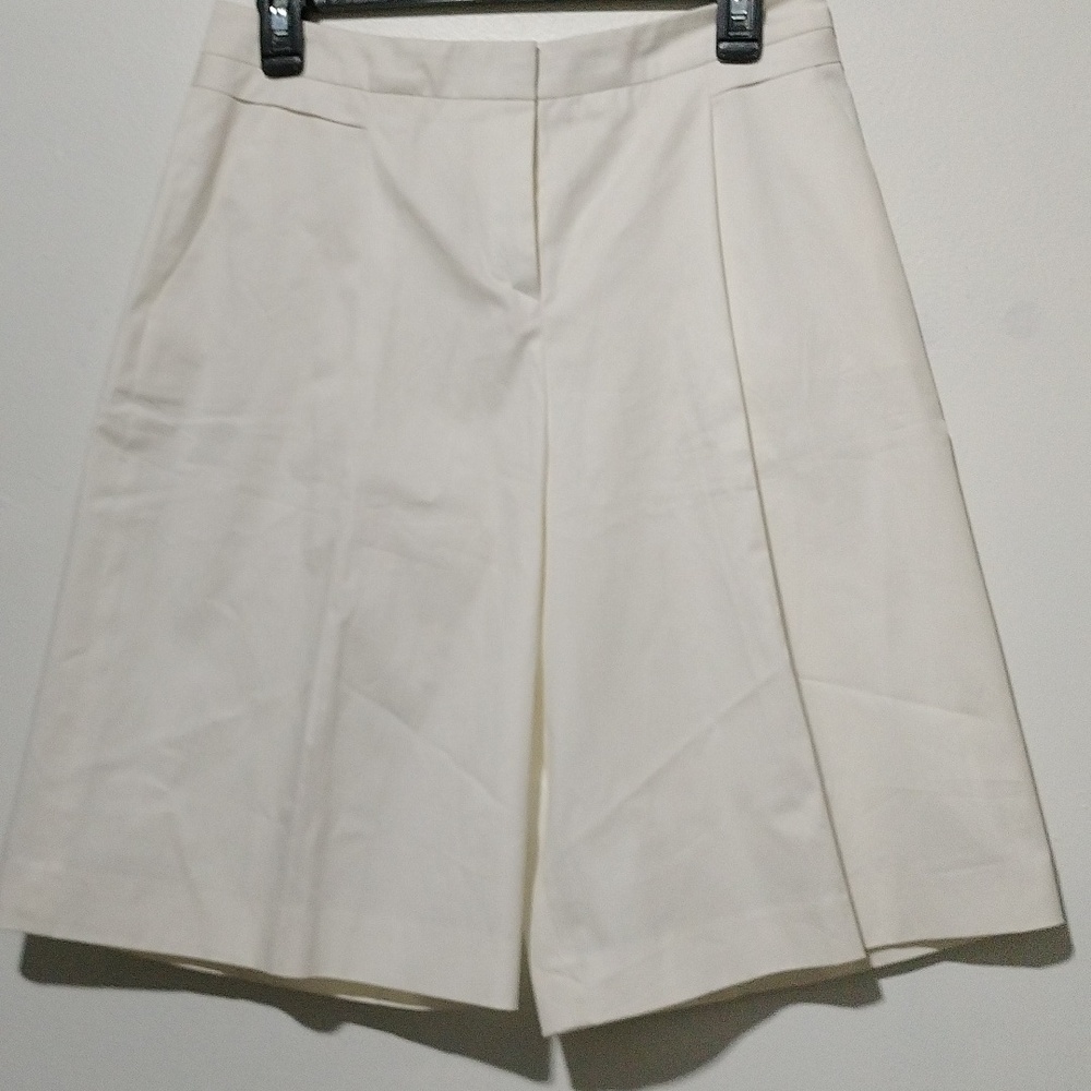 HUGO BOSS women's shorts size 8